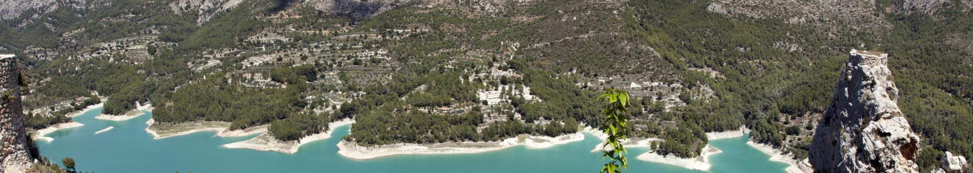 Embalse_de_Guadalest,_Alicante